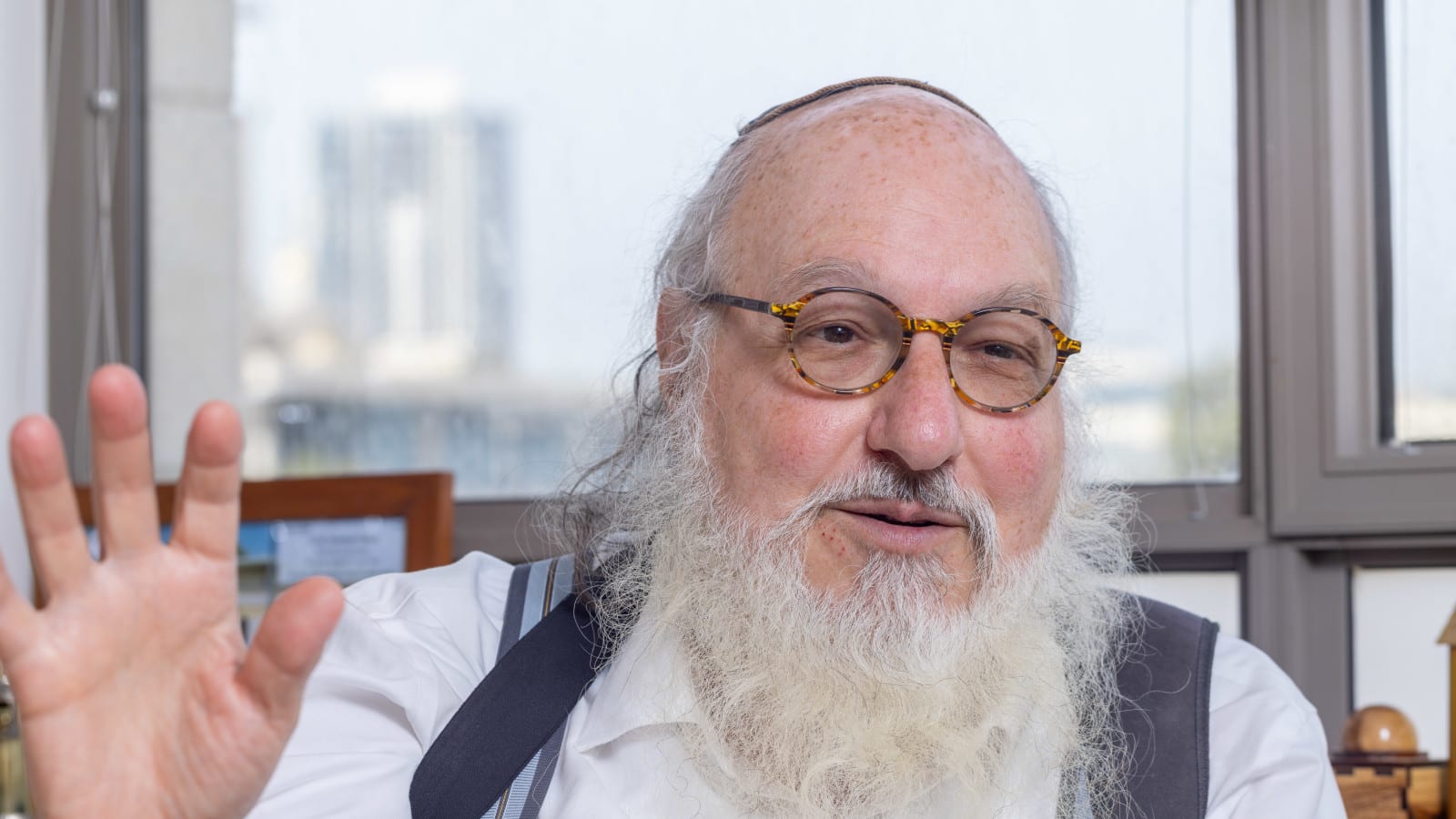 עכשיו זה רשמי: יונתן פולארד נכנס למרוץ בבחירות 2026