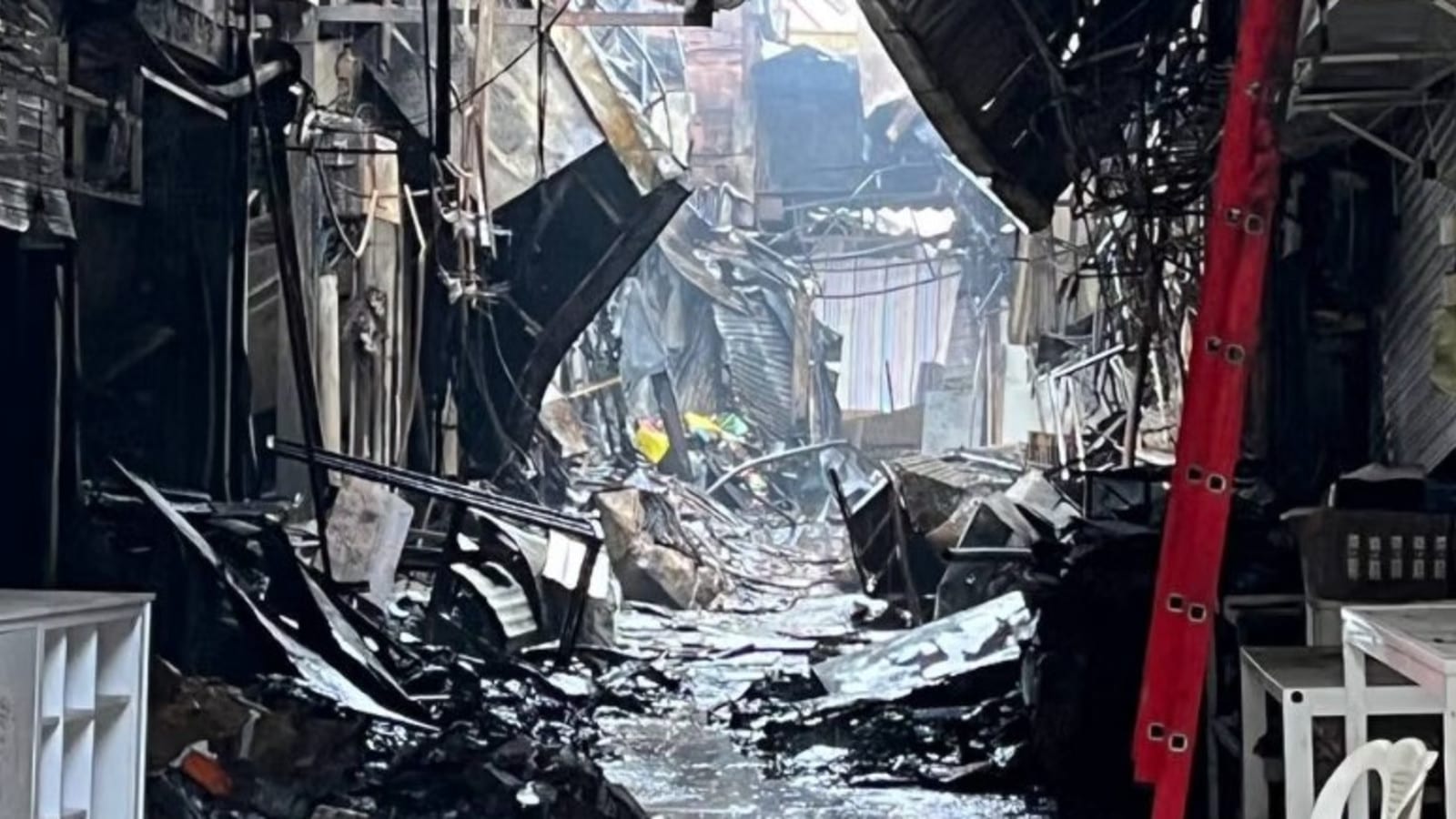 השמיים נפלו על טהרן: "כל הסימנים מעידים על כך שבחודש הבא יהיו גם מרד אזרחי וגם מלחמה"