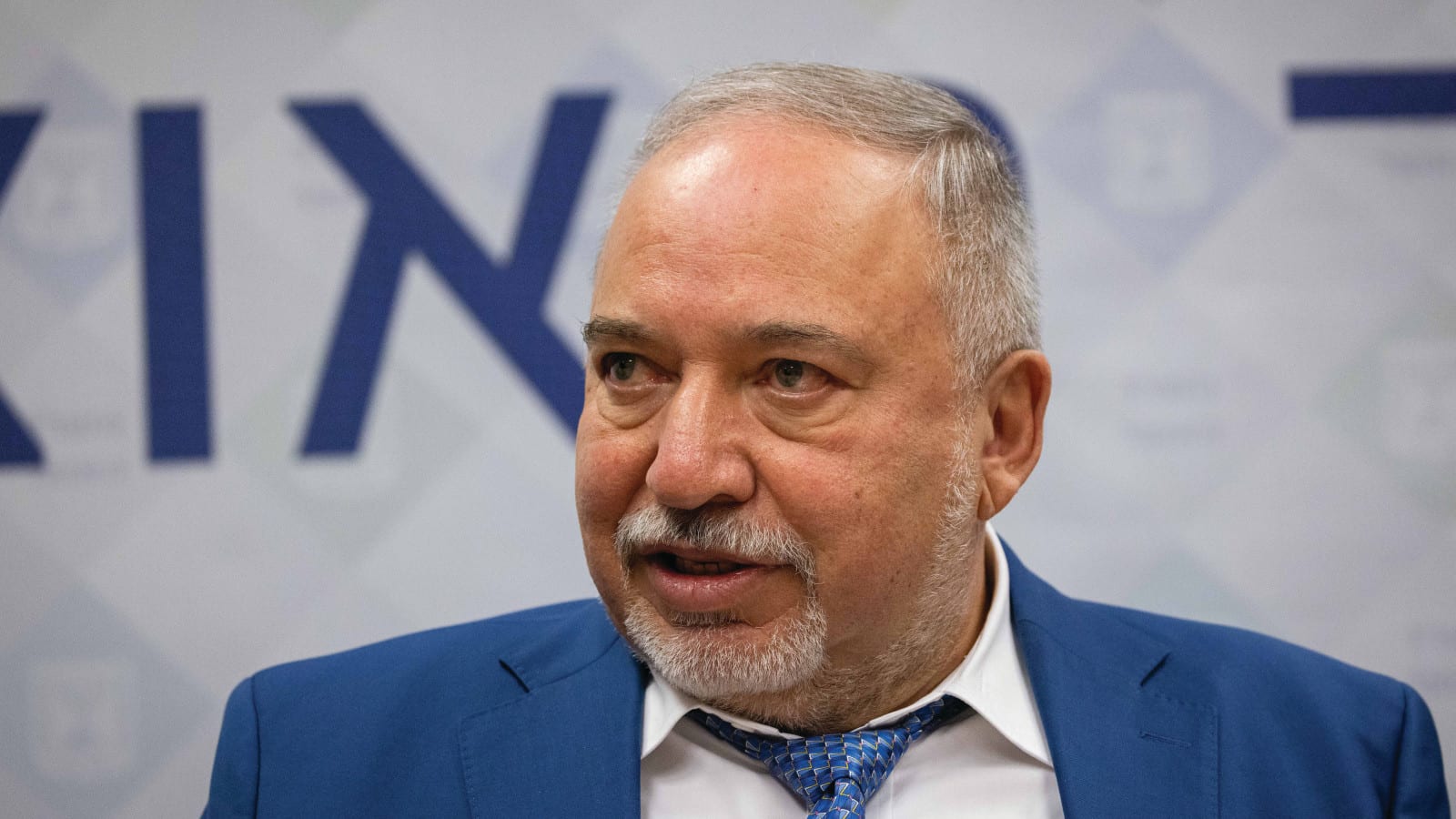 אביגדור ליברמן, מתוסכל ובטוח: "ממליצים להם לא לעשות שטויות"