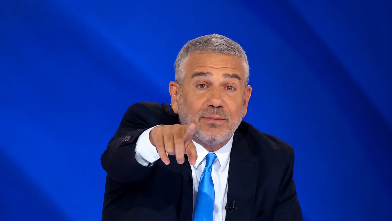 "תדרוך עלוב, פתטי, שקרי ומעוות": מאי גולן מצטרפת למתקפה על ינון מגל