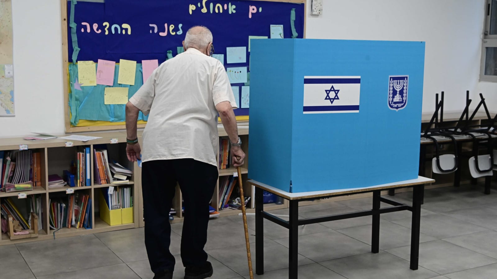 159 קלפיות בדרך לבתי האבות: המהלך שיכול לשנות את הבחירות