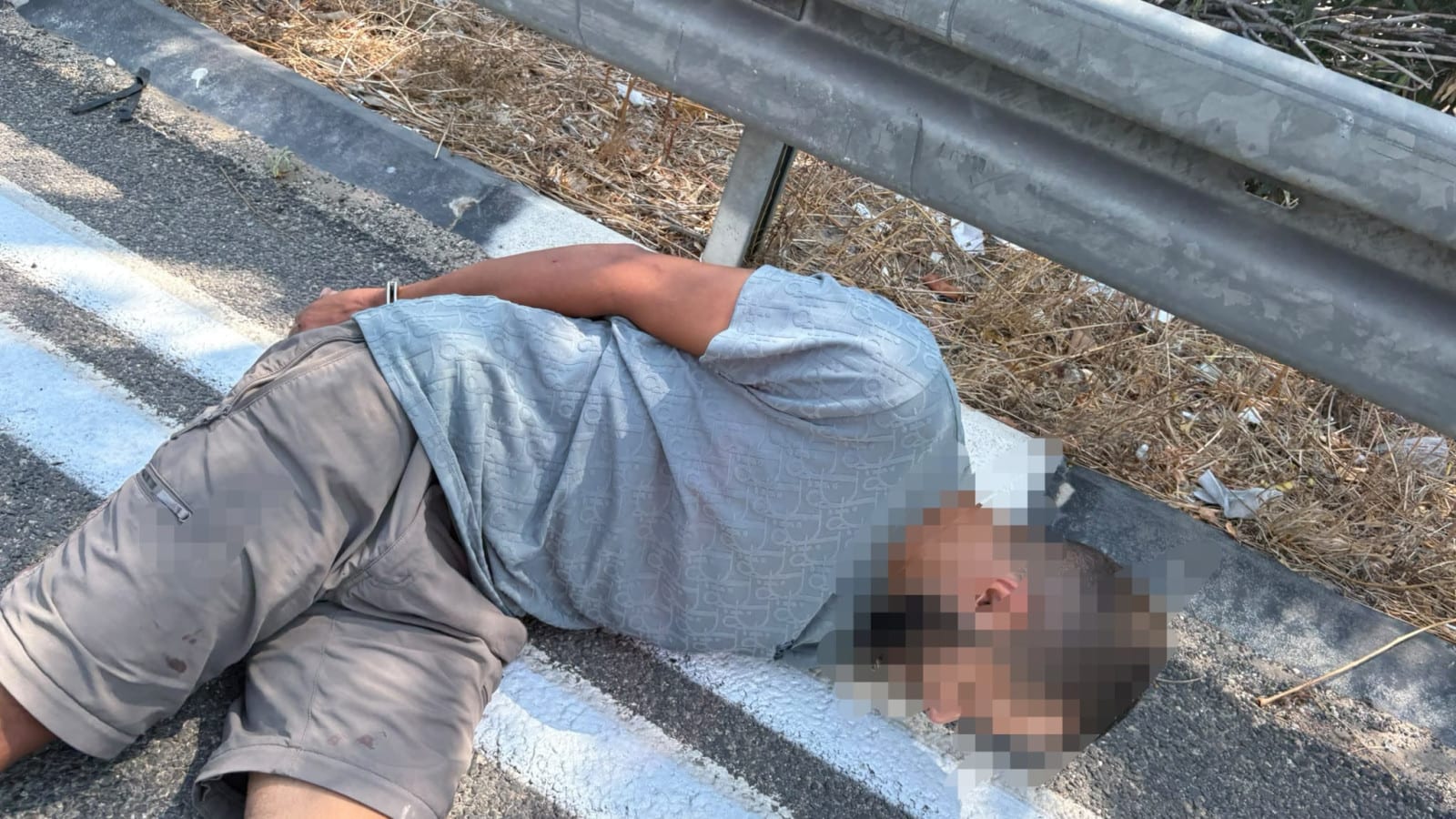 אקשן בפתח תקווה: החשוד נמלט על אופנוע - השוטרים פתחו באש