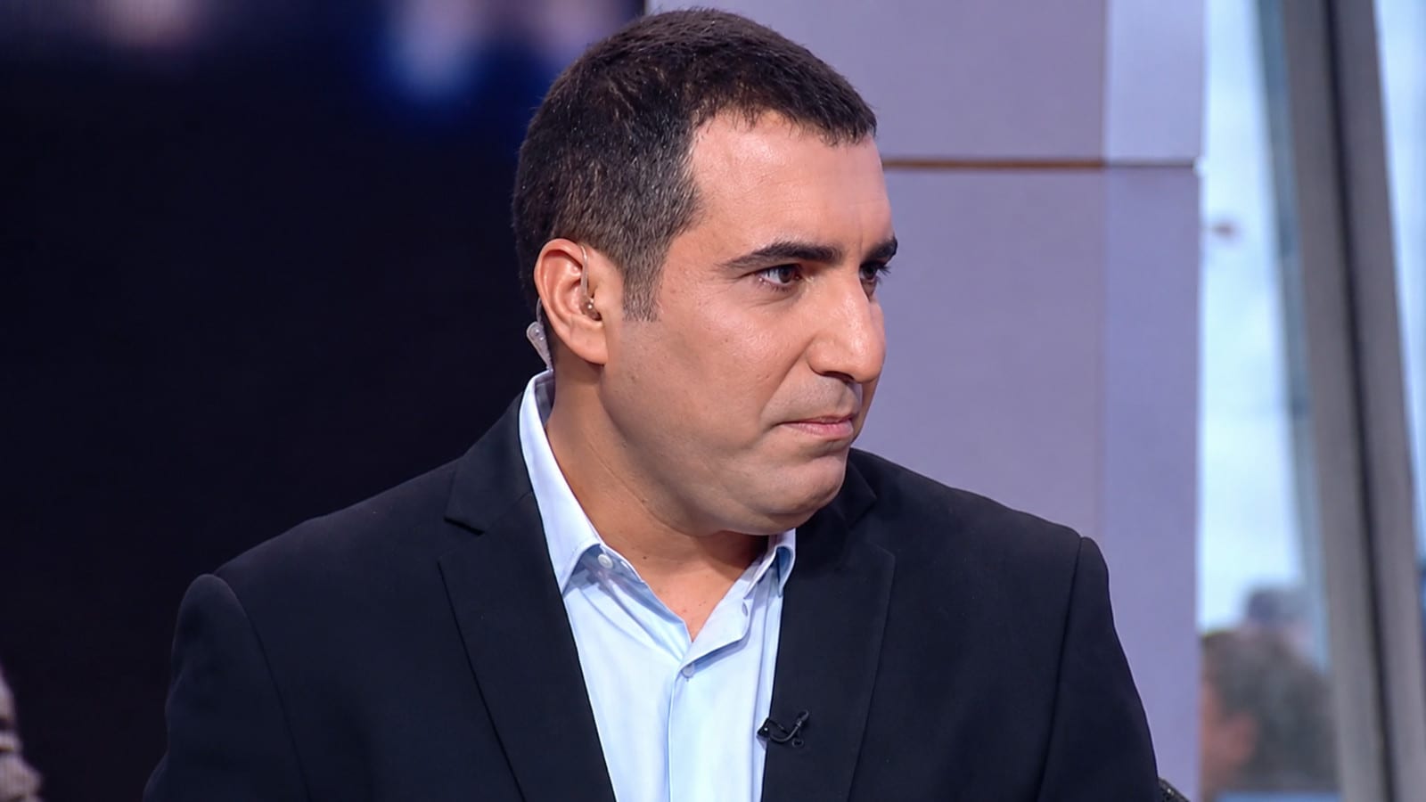 דווקא בשיאו של שבוע מדיני עמוס: ירון אברהם נעלם ממסך חדשות 12 - ועכשיו נחשפת הסיבה