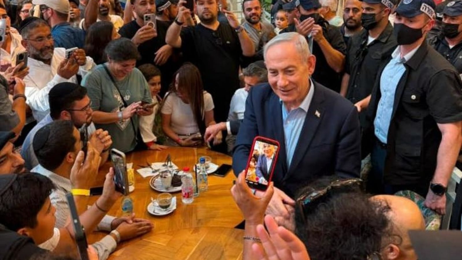 המקורב לאיזנקוט נגד נתניהו: "מנהגים של מלכים, לא של מנהיגים של עם" | האזינו