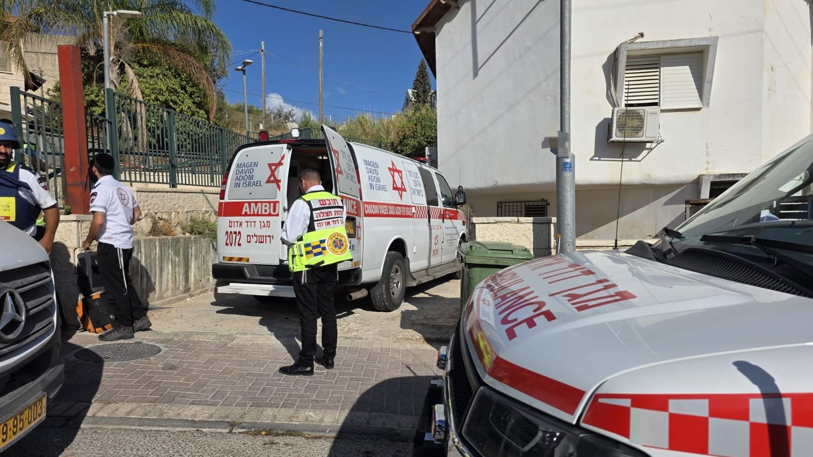 אימה בבית שמש: שני ילדים נדקרו על ידי שכנם - מותו של אחד מהם נקבע בבית החולים