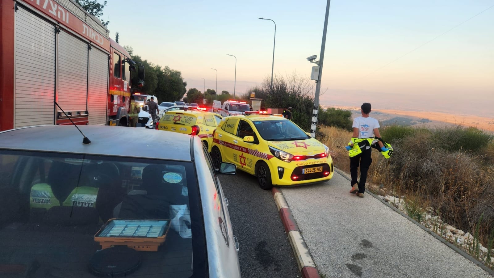 בן 36 במצב בינוני ושני פצועים במצב קל בתאונה בכביש 8900 בסמוך לצפת