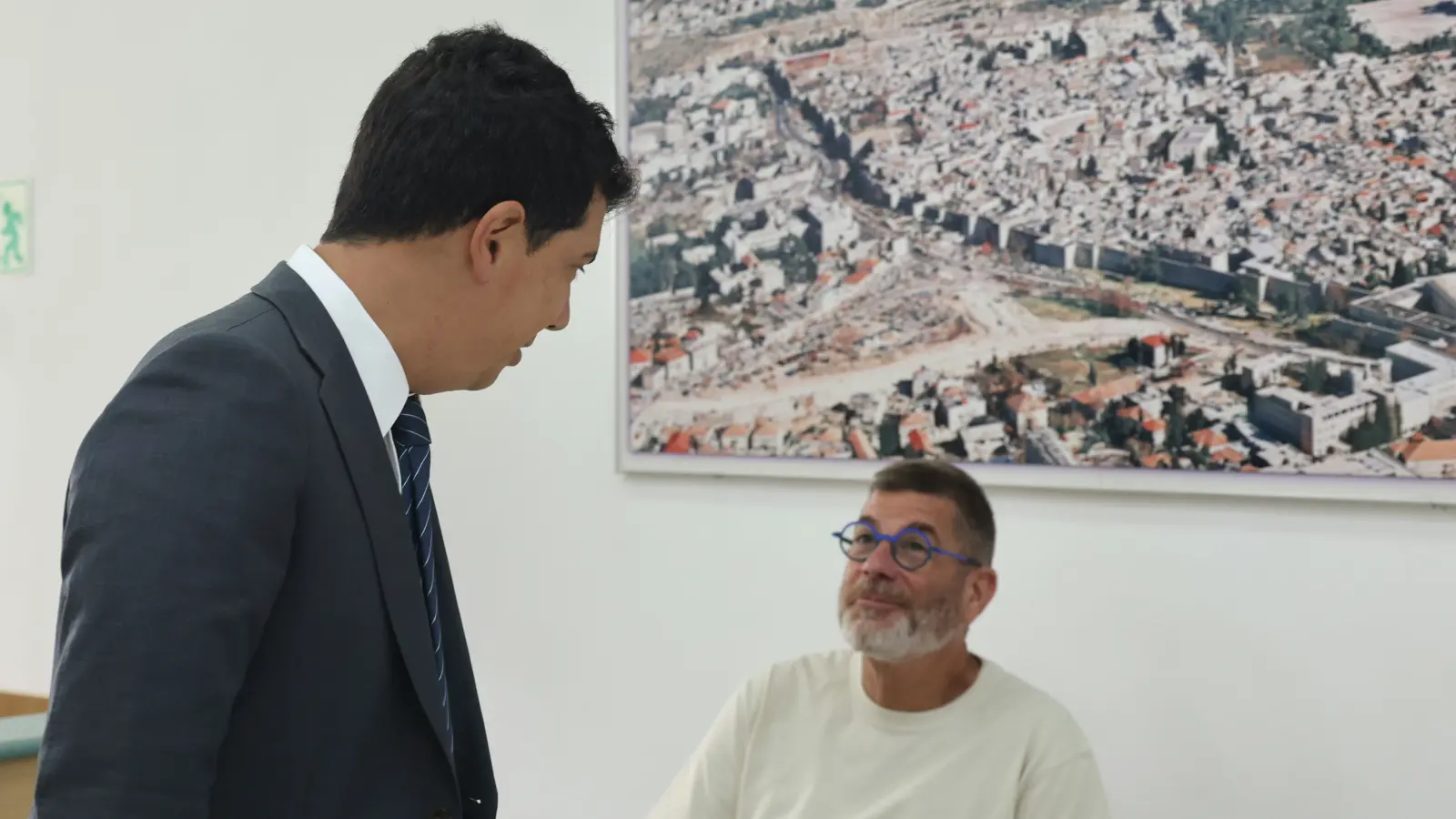 משפט נתניהו: השאלה שהפתיעה את החוקר הבכיר - "אתה רוצה להשתמש בו להביא דג גדול יותר"