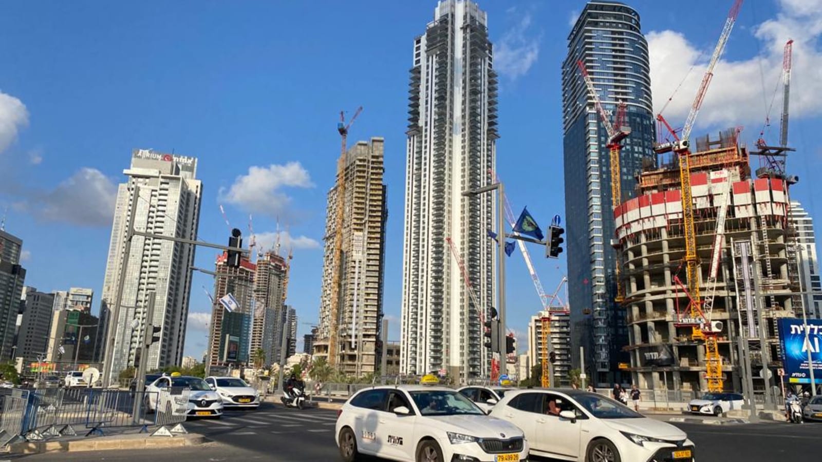 חתמו על דירה, לא שילמו שקל וביטלו: מה מסתתר מאחורי נתוני הנדל"ן