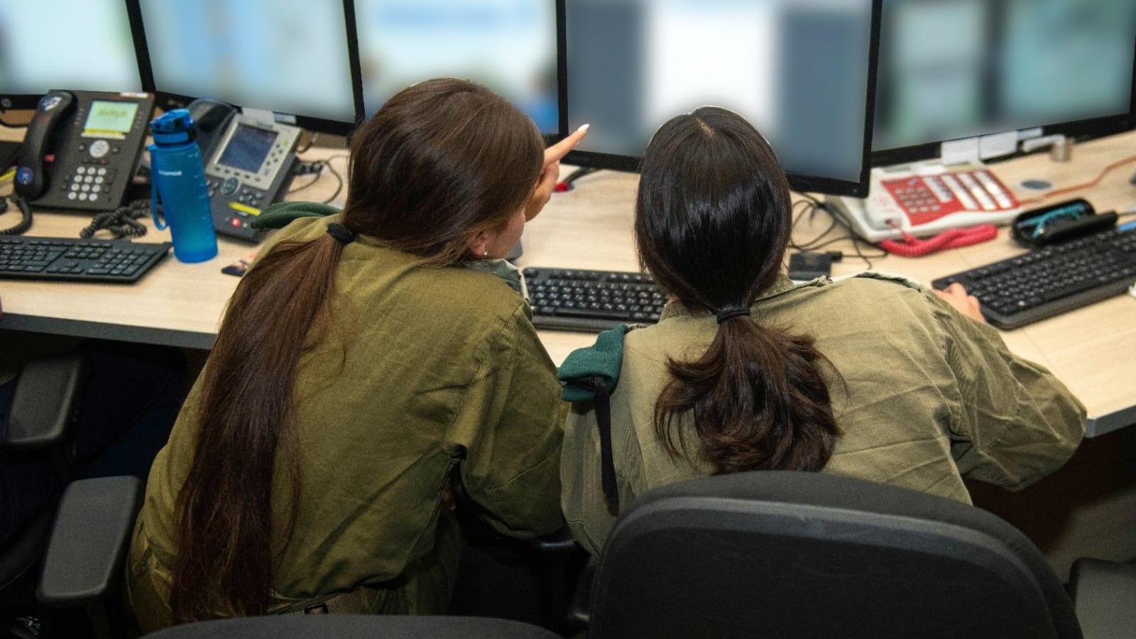 ארבו לחיילות צה"ל, השליכו לעברן מוטות ברזל ואבנים: שני חשודים נעצרו