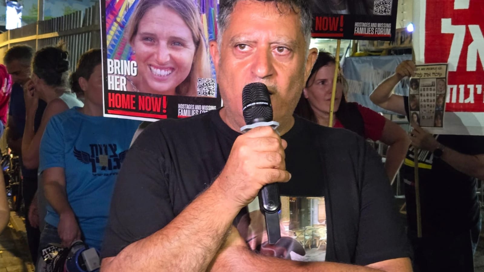 "ראש ממשלת ישראל הוא טראמפ": אלי אלבג לא נשאר אדיש למצב