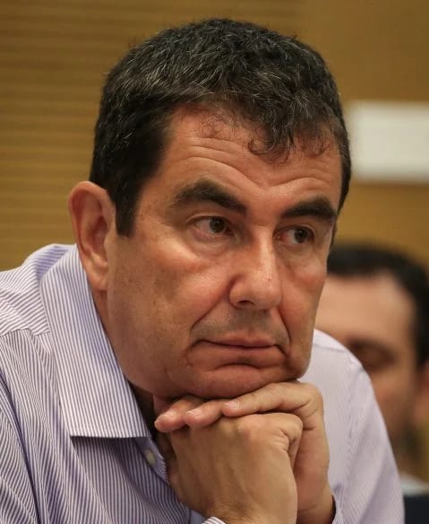 ארי שביט מעריך: "זה הצד שינצח בבחירות"