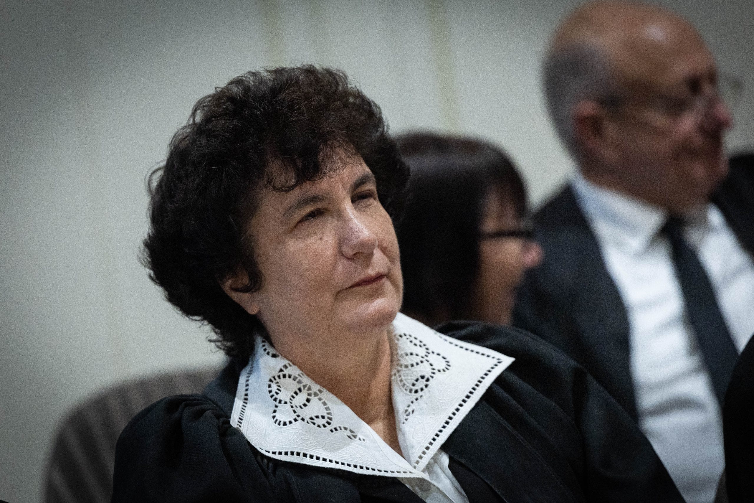 שופטת בג"ץ מסרבת לפסול את עצמה בפרשת הפצ"רית