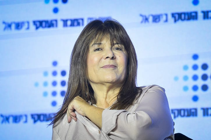 בגיל 70: רינה מצליח בבשורה משמחת