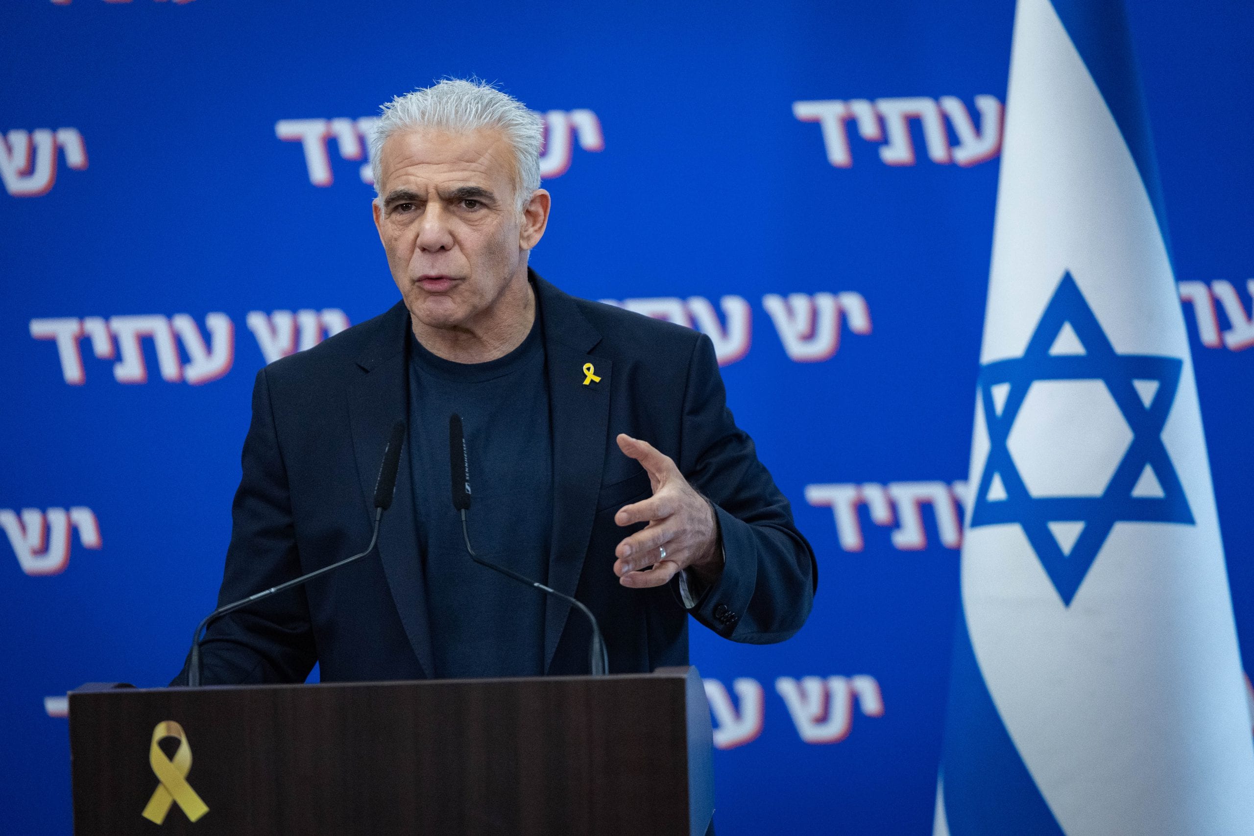 יאיר לפיד: "לא נשארו לי שם חברים"