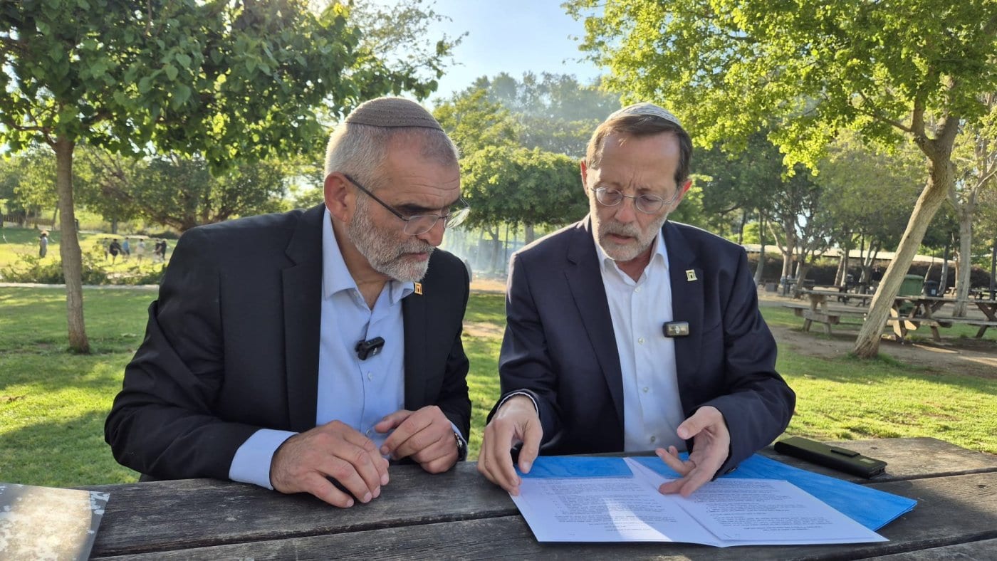 מיכאל בן ארי בהתייחסות לעתידו הפוליטי
