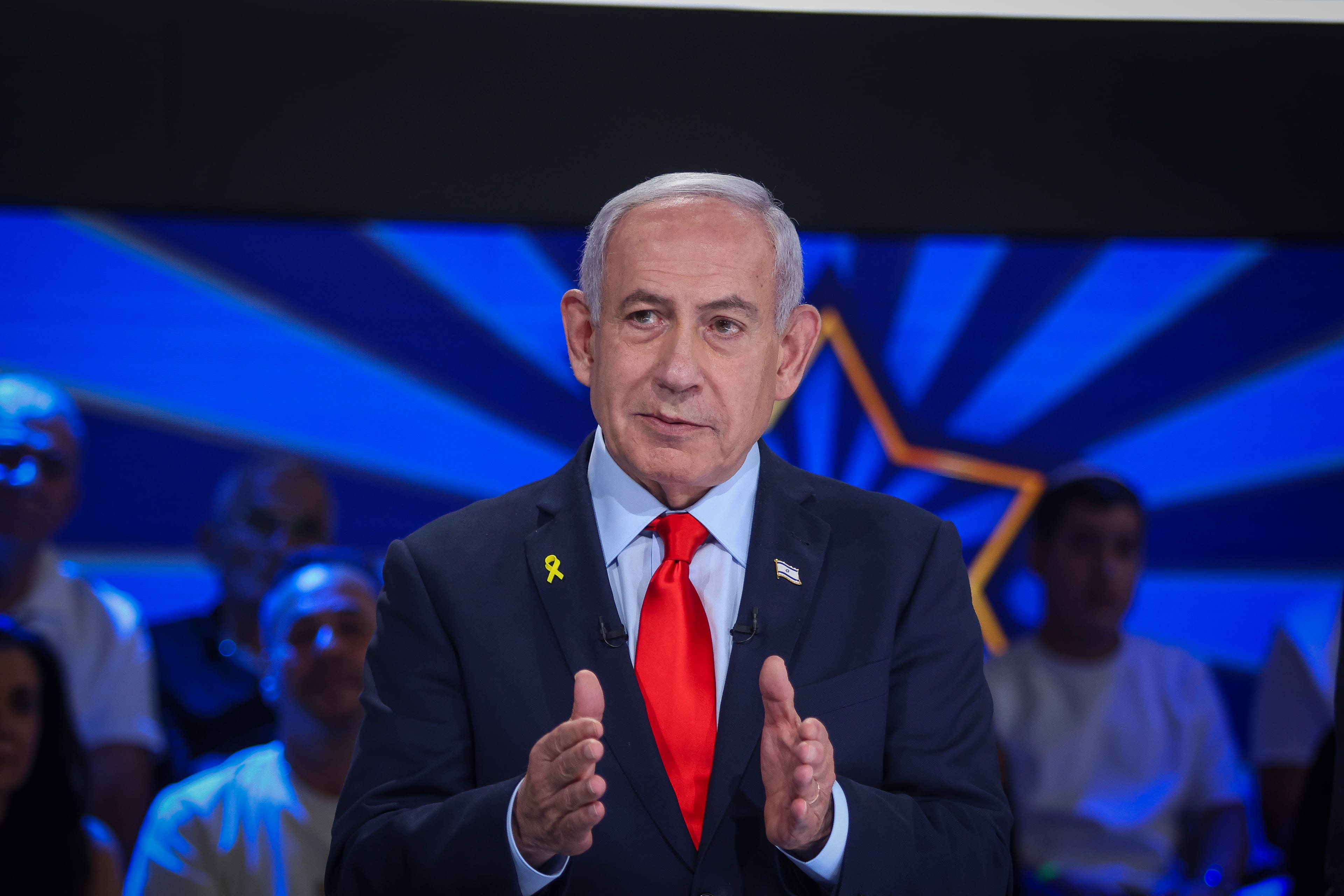 לקראת הפריימריז בליכוד: זו השישיה שנתניהו מקדם