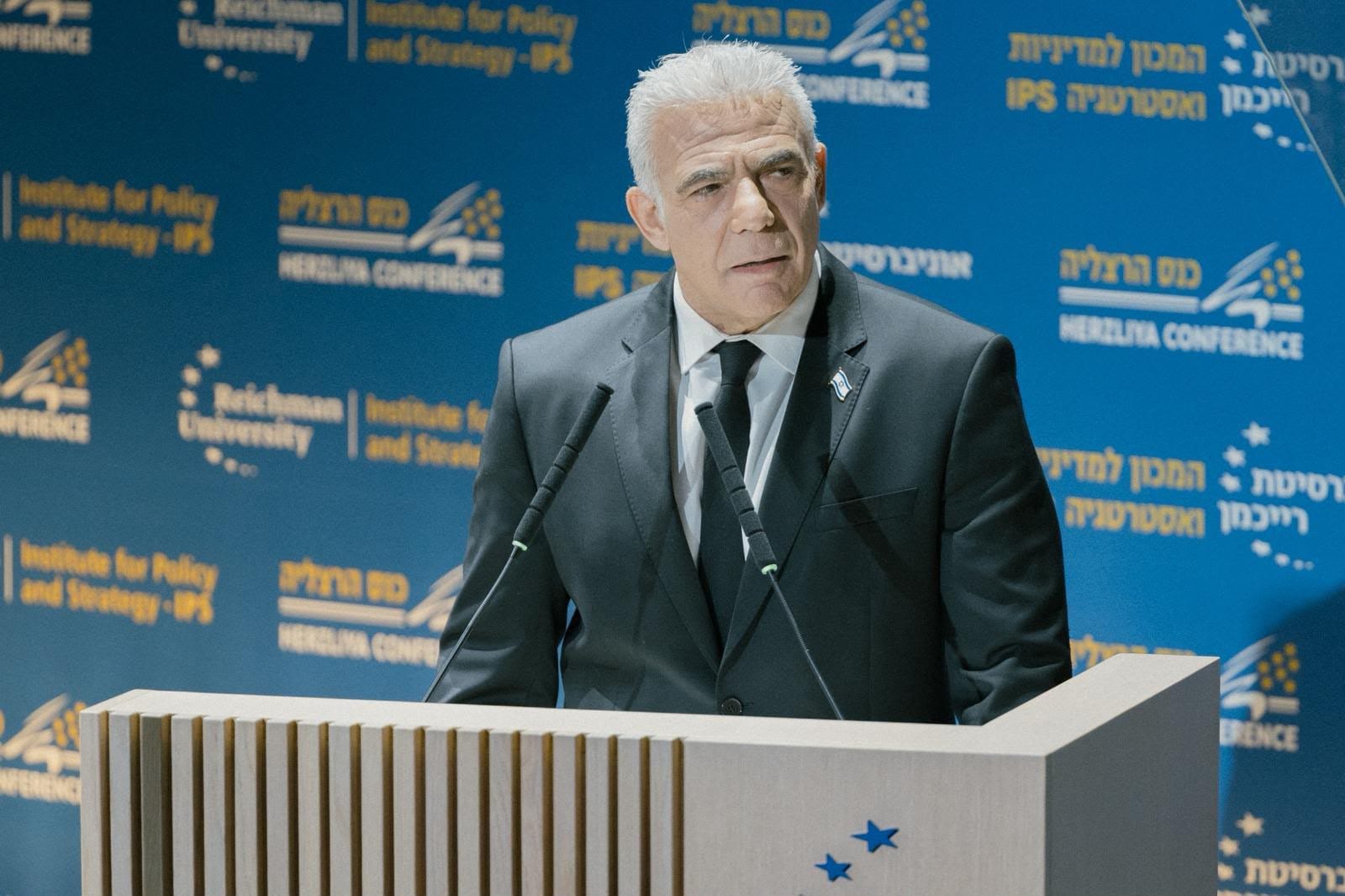 לפיד מבהיר: "שום דבר דומה לא הופיע בעדכון הביטחוני"