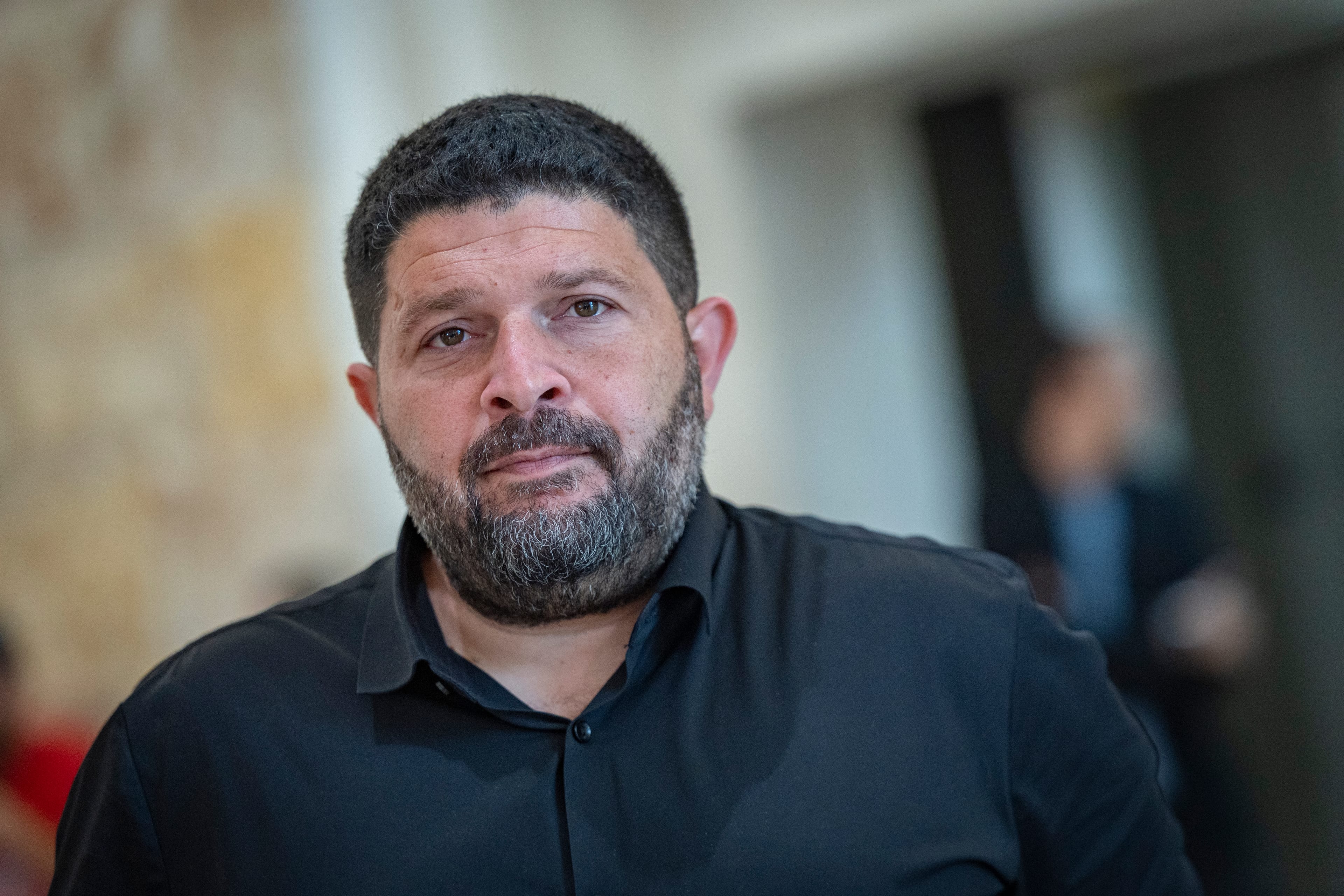 "חדל ירי בנגמ"ש": אלמוג כהן תוקף את בן גביר