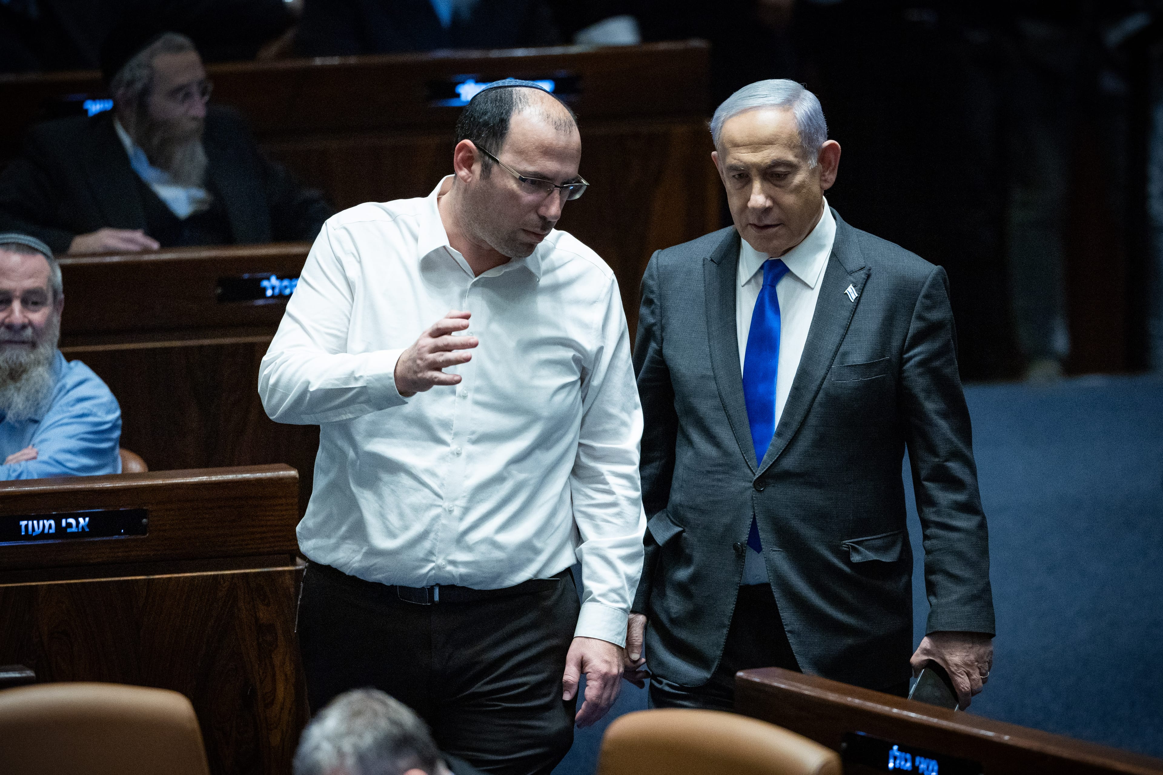 נתניהו לרוטמן: "אתה עושה עבודה במאבק בדיקטטורה המשפטית"