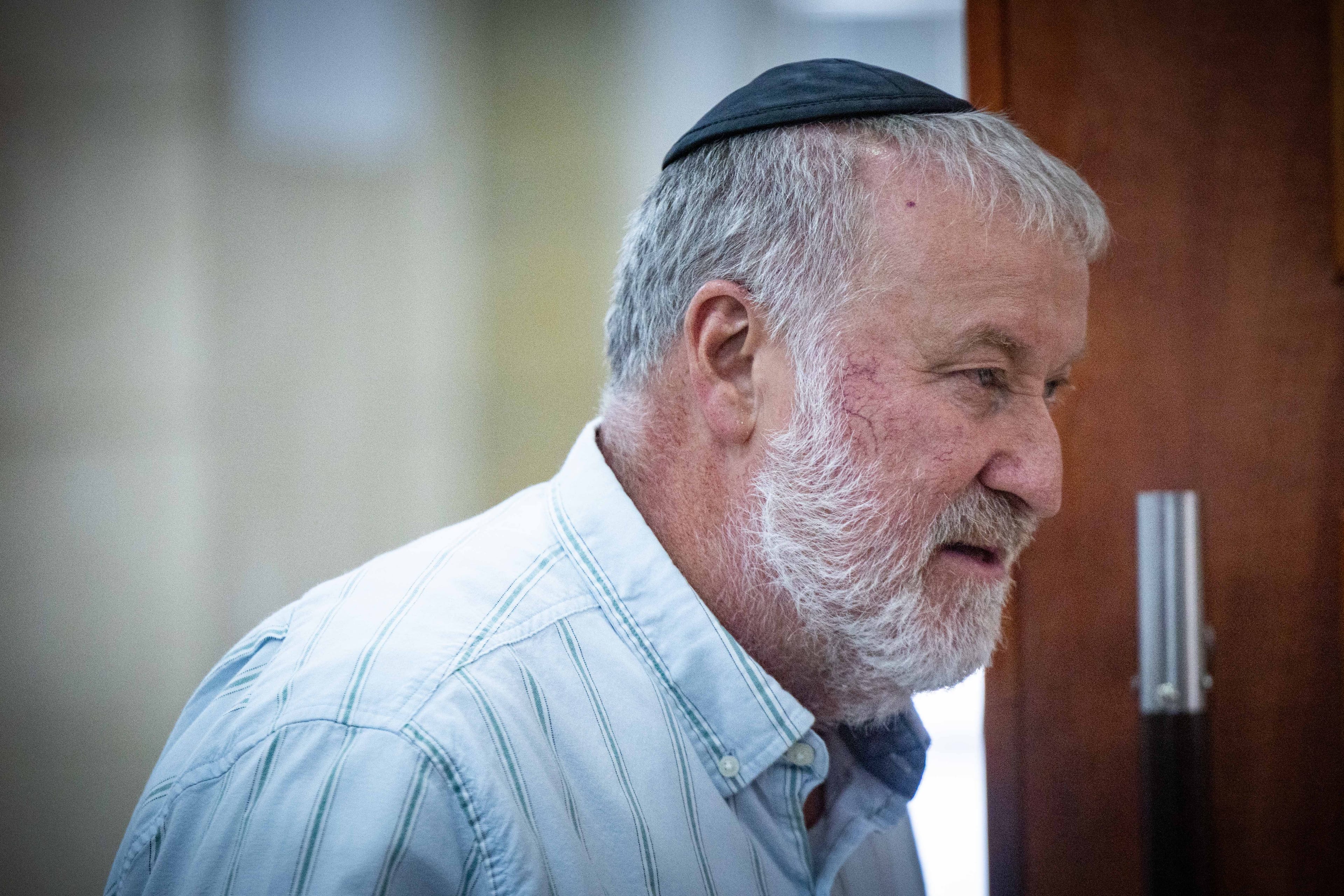 "שוטרים היו צריכים להגיע לדוכן העדים ולעצור את מנדלבליט"