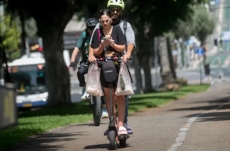 בית המשפט הורה לחולון לבחון מחדש את איסור הקורקינטים להשכרה