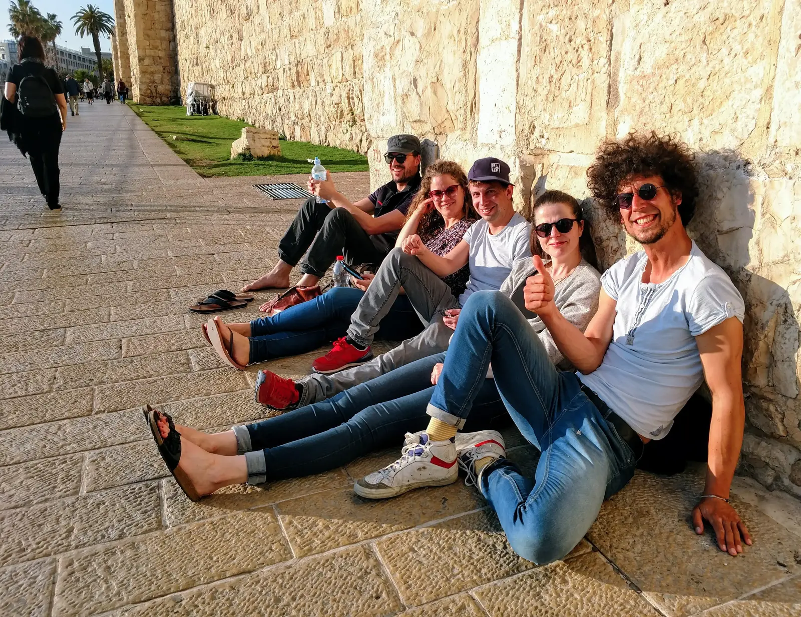 מצב ביטחוני? 3 מתוך 4 צעירים: נשקול להצביע למפלגה אחרת - שתתמקד במחירי הדיור | סקר