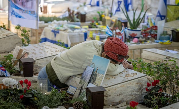 "אנשים לא מבינים כמה כסף מחכה להם": מיזם ההנצחה שעוזר למשפחות חללים