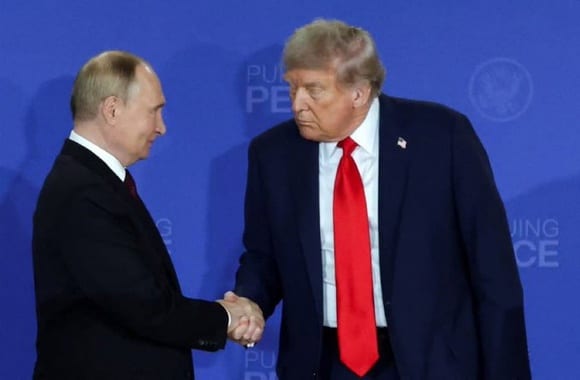 Трамп и Путин договорились о поставках топлива из России