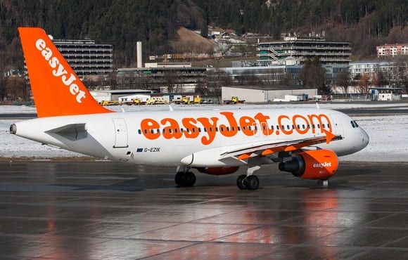 EasyJet отменяет сотни рейсов из-за забастовки бортпроводников