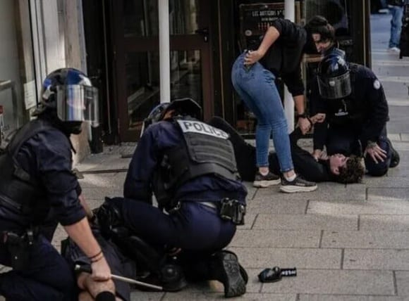 Amnesty International призвала Францию прекратить чрезмерную силу