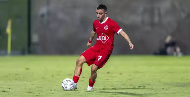 מחצית ראשונה: הפועל ב"ש - הפועל ת"א 1:0