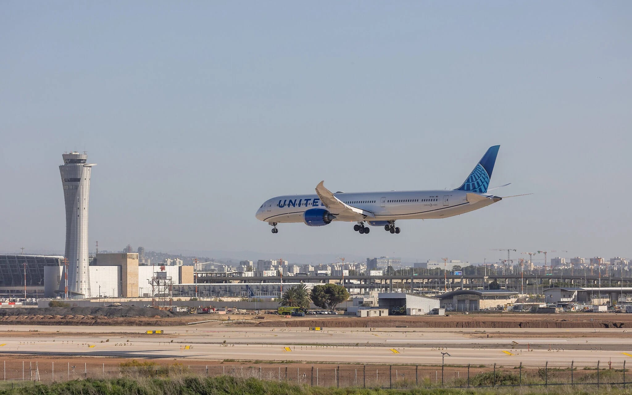 US airlines bring competition back to NYC route, but fares won’t begin descent for months