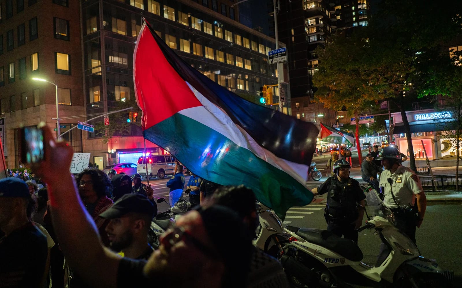 US religion professor charged with posting anonymous antisemitic threats online