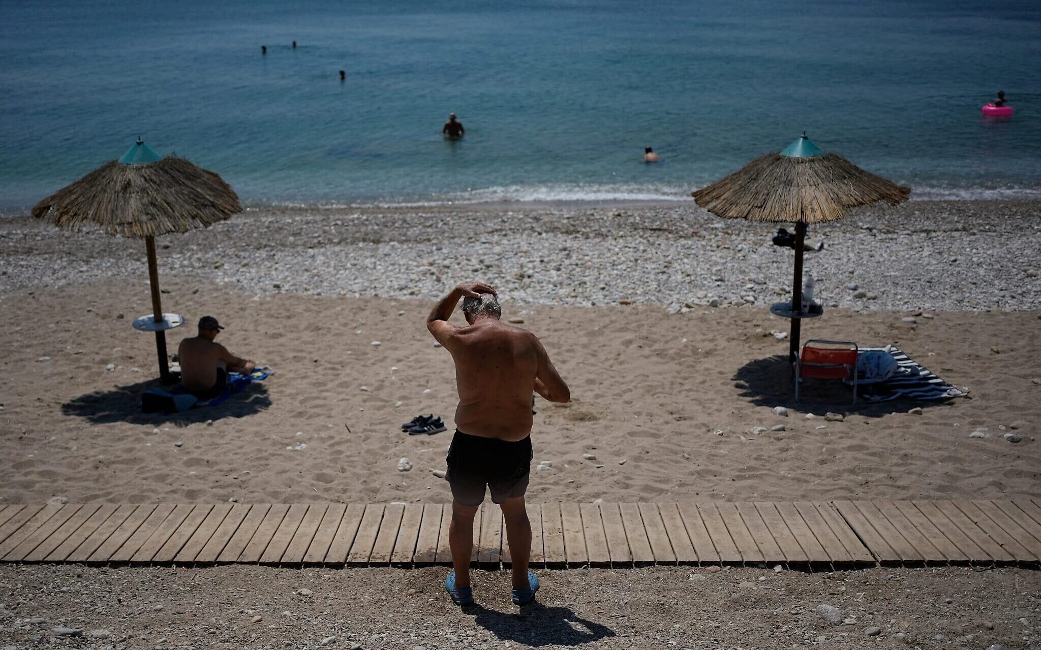 August was hottest month ever recorded worldwide, European climate monitor says