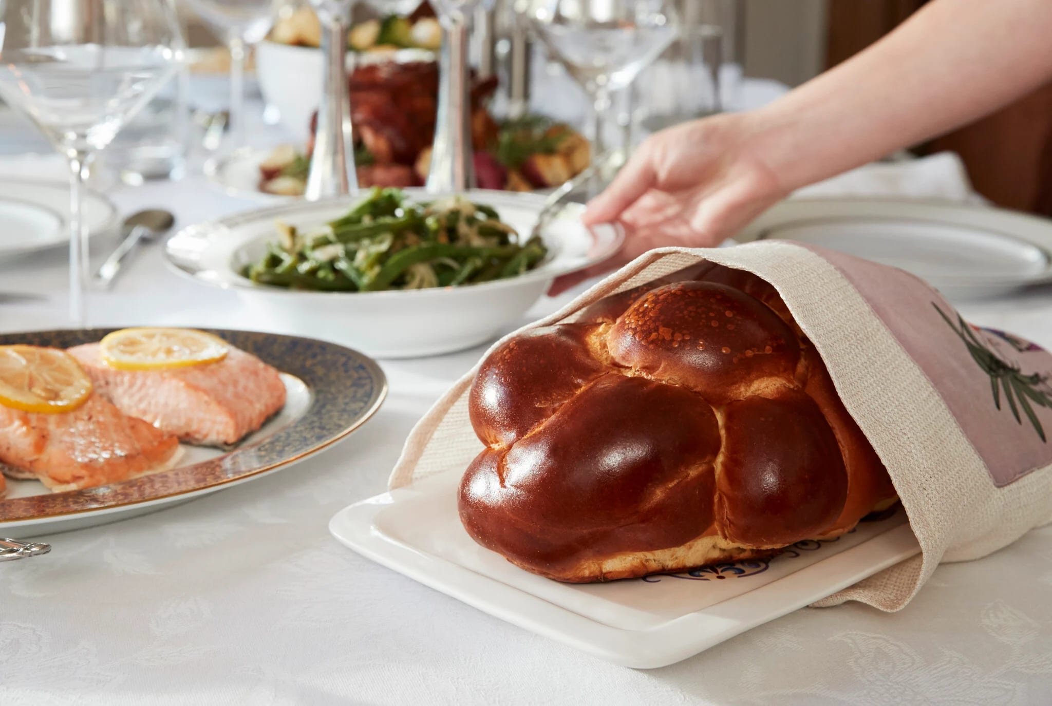 Room for one more? Campaign bridges divides by breaking bread