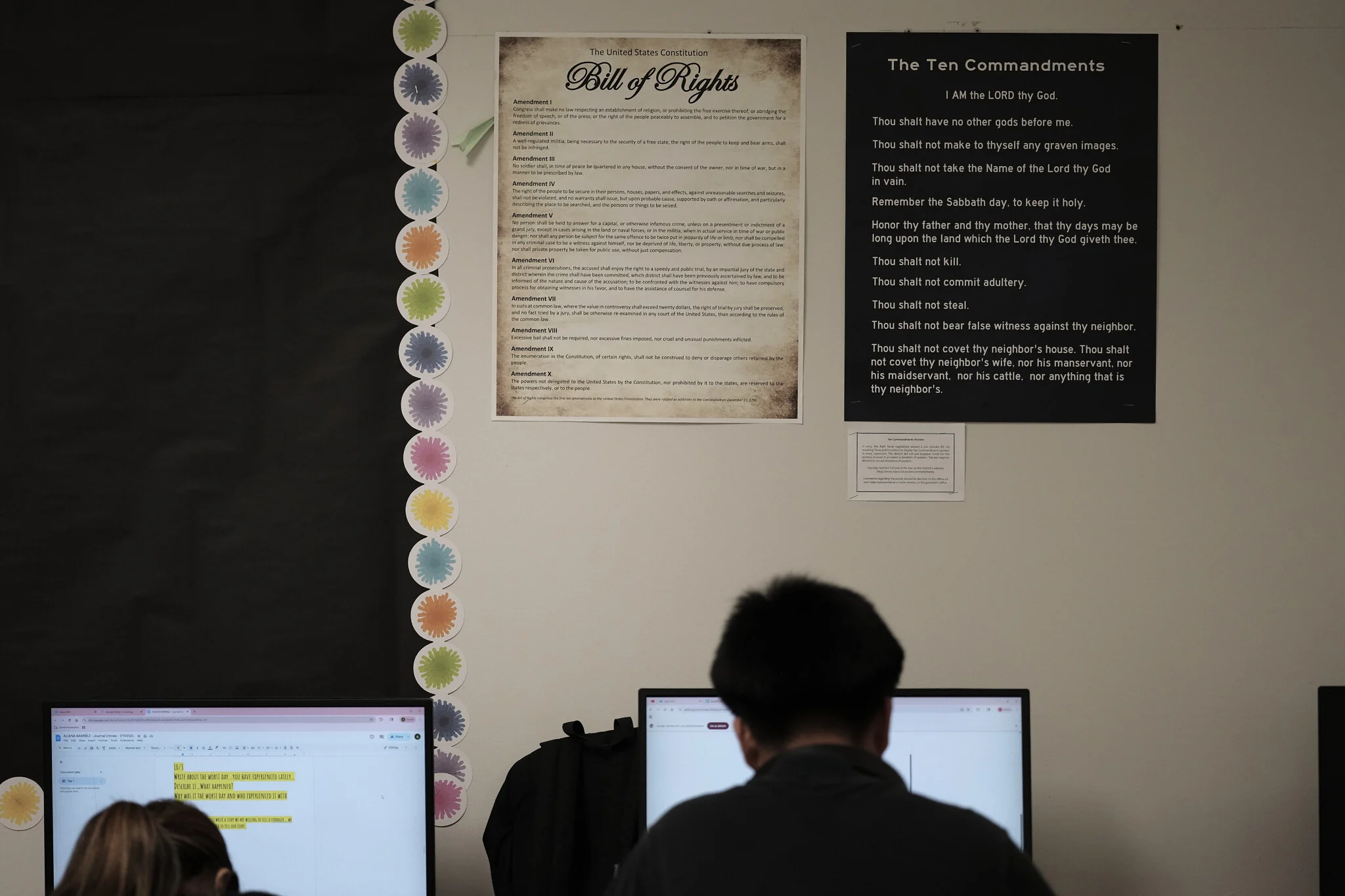 Texas wins case forcing school district to display Ten Commandments in classrooms