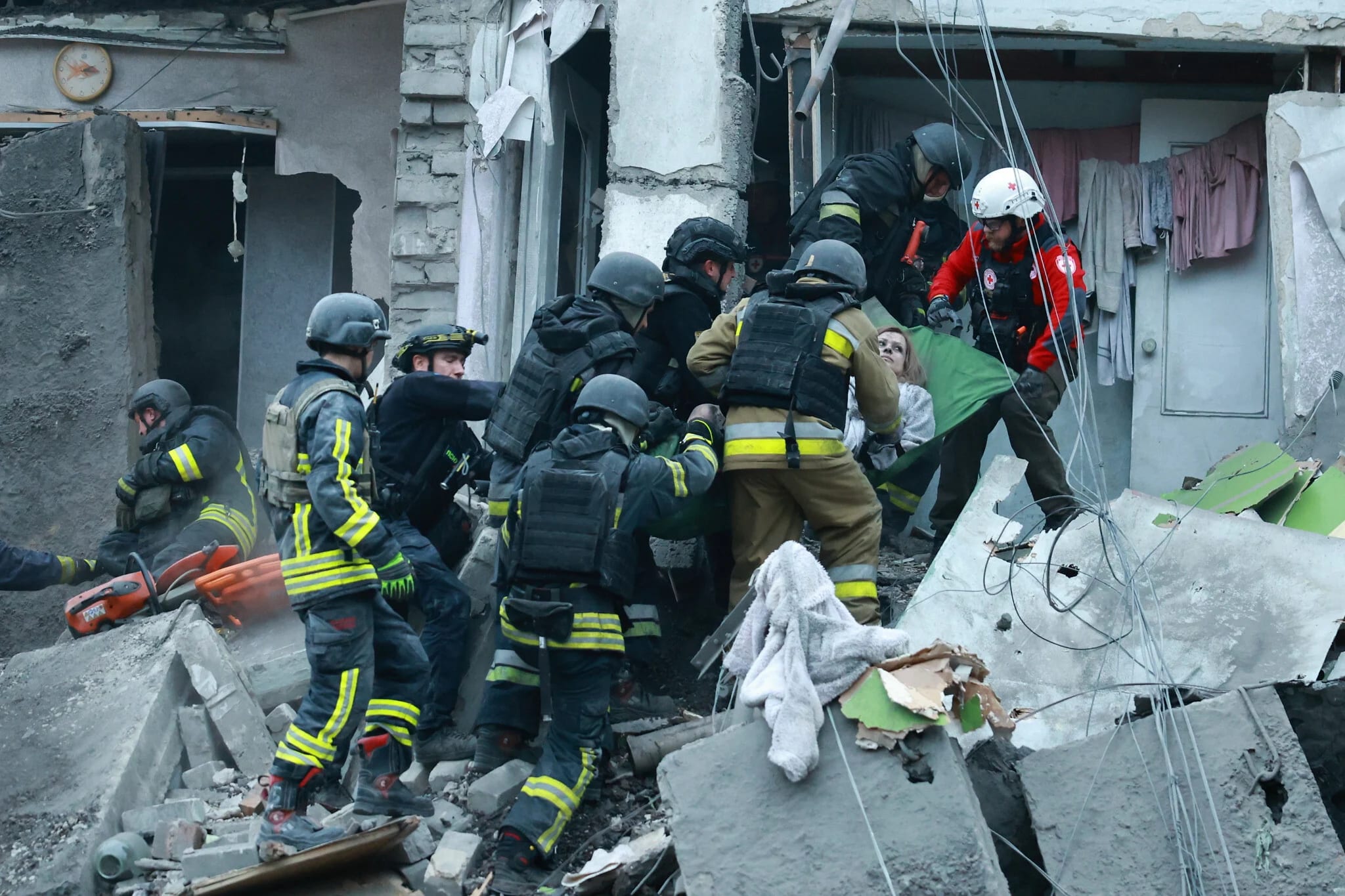 Zelensky blasts Trump-Putin diesel deal after Russian strikes kill 15 in Ukraine