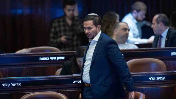 מהליכוד לישראל ביתנו: ח"כ דן אילוז מצטרף למפלגתו של אביגדור ליברמן