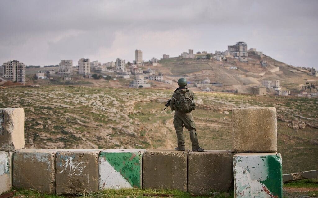 אבי בן הר: הקבינט אישר 34 התנחלויות חדשות – בדיון שבו הרמטכ"ל אמר שהצבא קורס