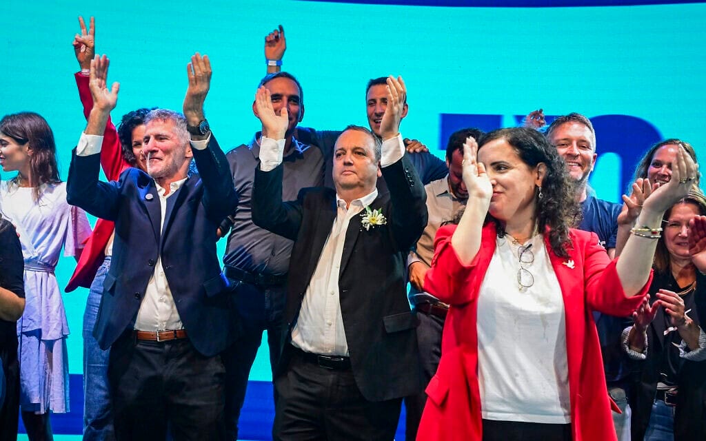 תומר פלג: הגיע הזמן להפסיק "להוכיח" שאנחנו פטריוטים