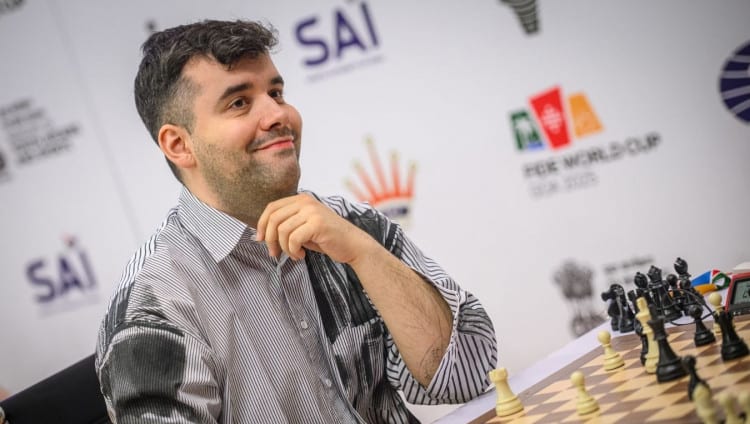 Непомнящий обыграл Карлсена и вывел свою команду на первое место в Global Chess League