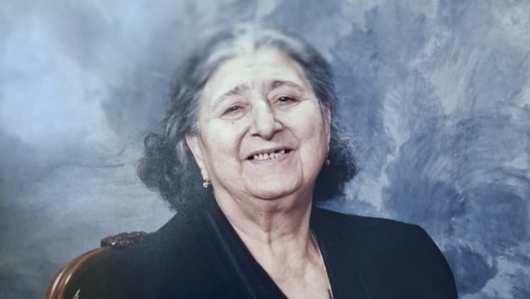Тепло кавказской шали на холсте Исраила Цвайгенбаума