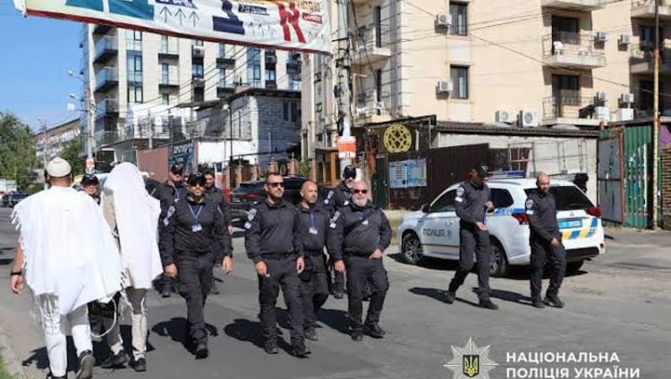 В Умань прибыли израильские полицейские для охраны хасидов на Рош ха-Шана