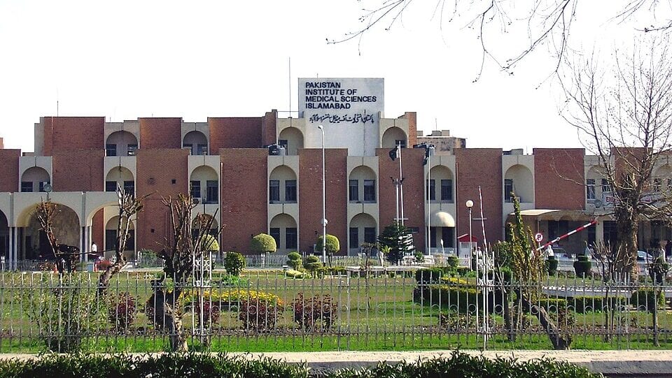 Sharif Suspends 8 Officials After Islamabad PIMS Fire Kills 14 Newborns