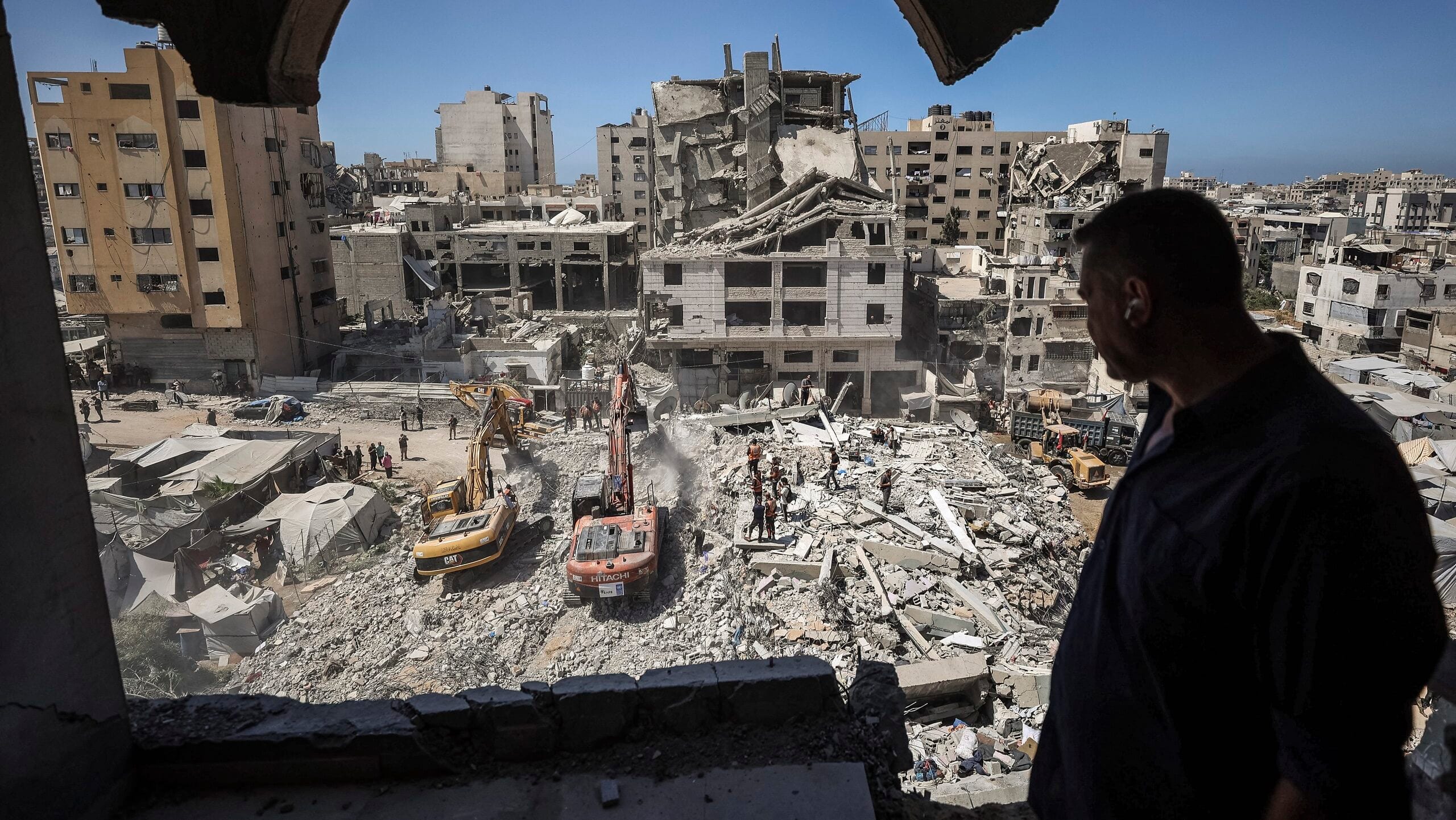 Deadly Gaza Building Collapse Puts Reconstruction Crisis in Focus