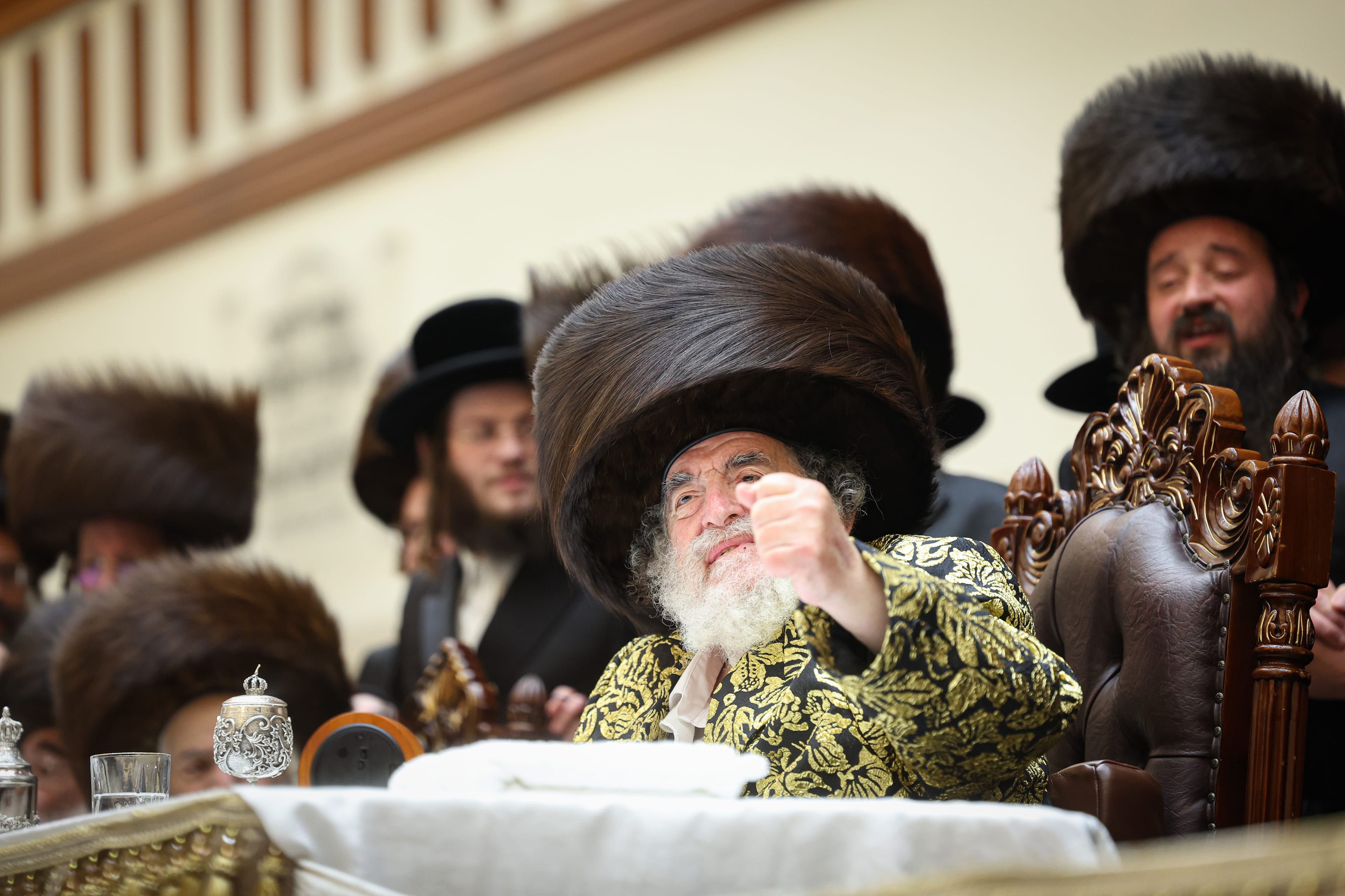 חורף שמח: שמונה חתונות לצאצאי האדמו"ר וראש הישיבה
