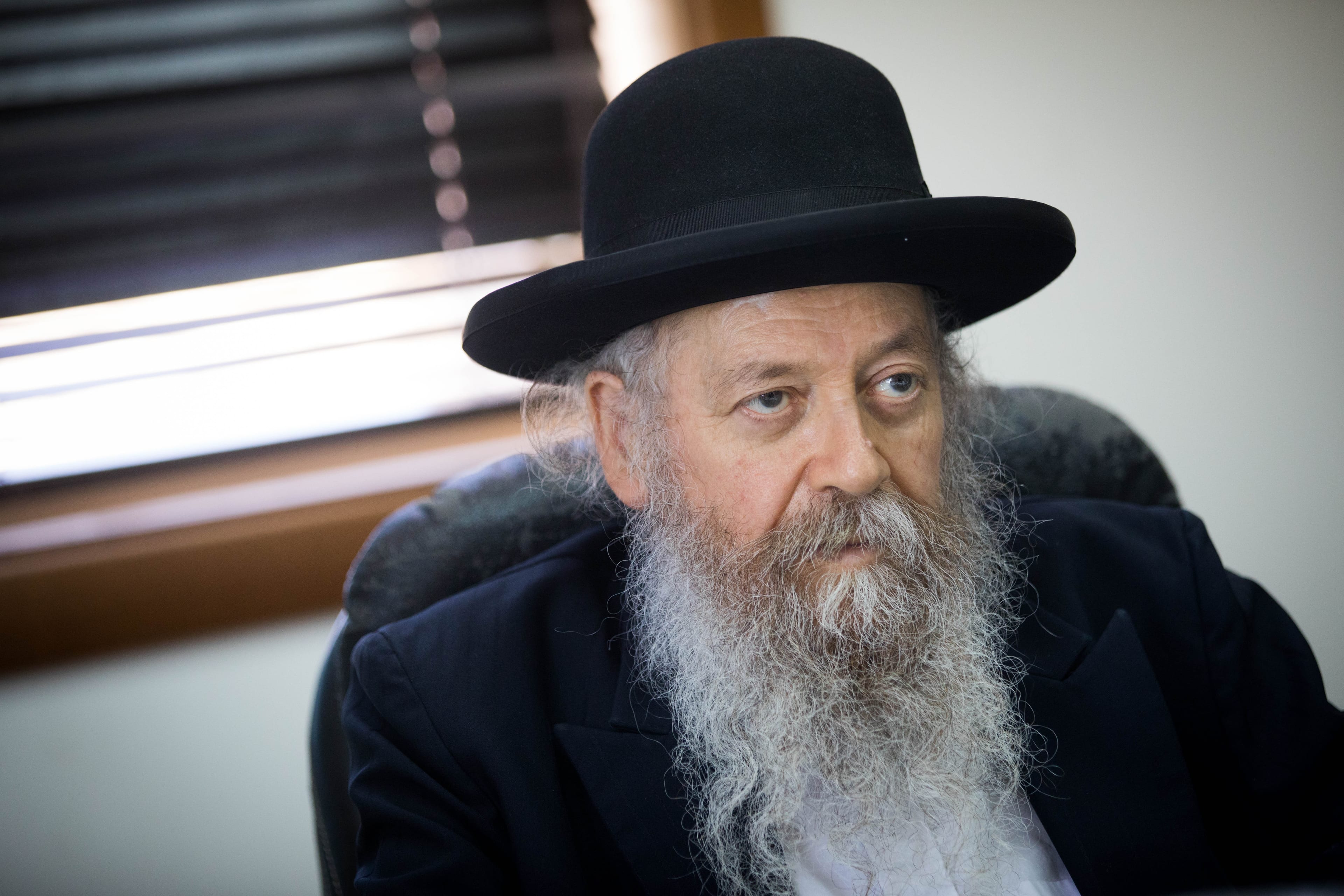 רבי יצחק בצרי נפרד מאביו: "ראשו היה בשמיים"