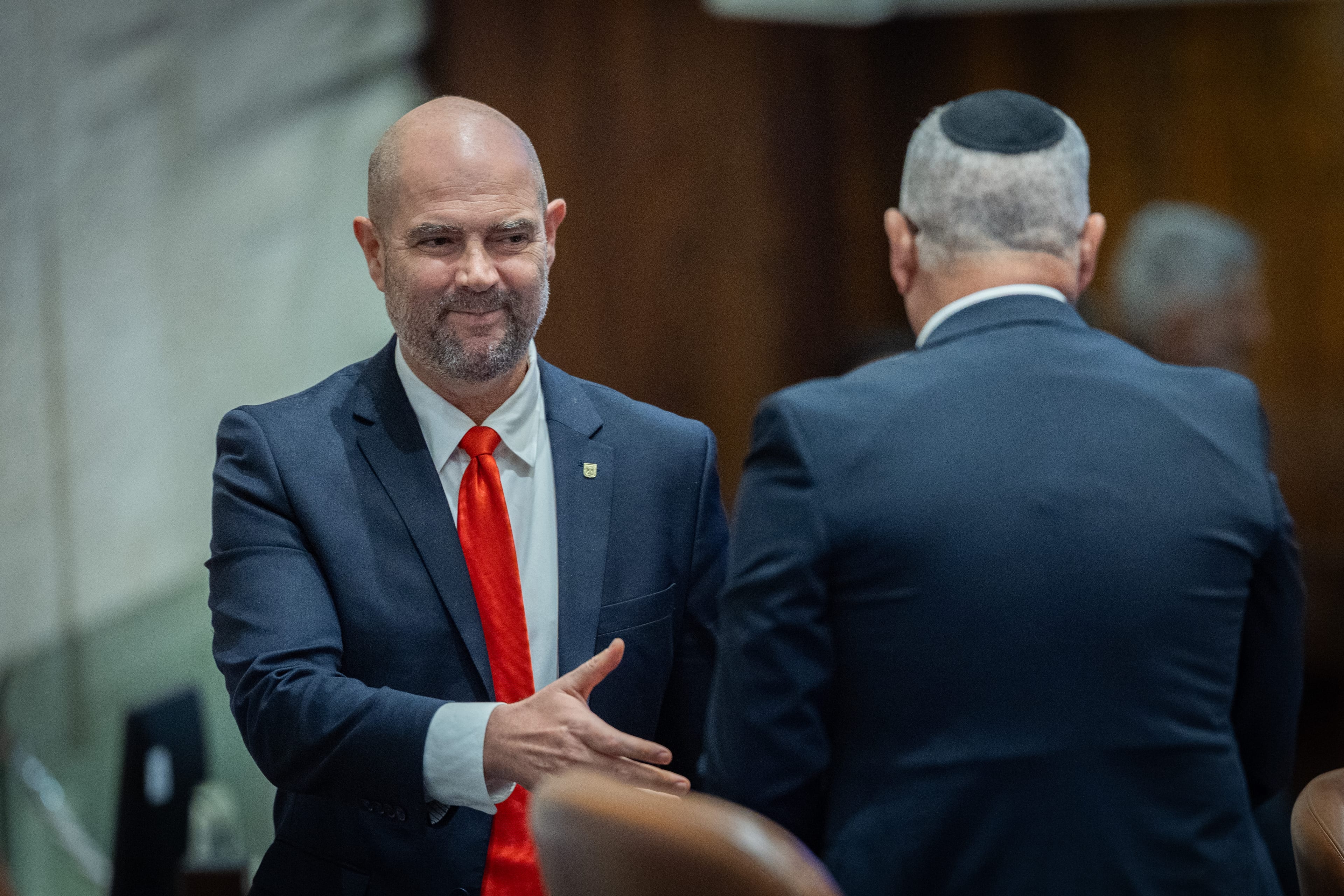 הרב במתקפה בצל הבחירות: "בליכוד יושבים רשעים גדולים"