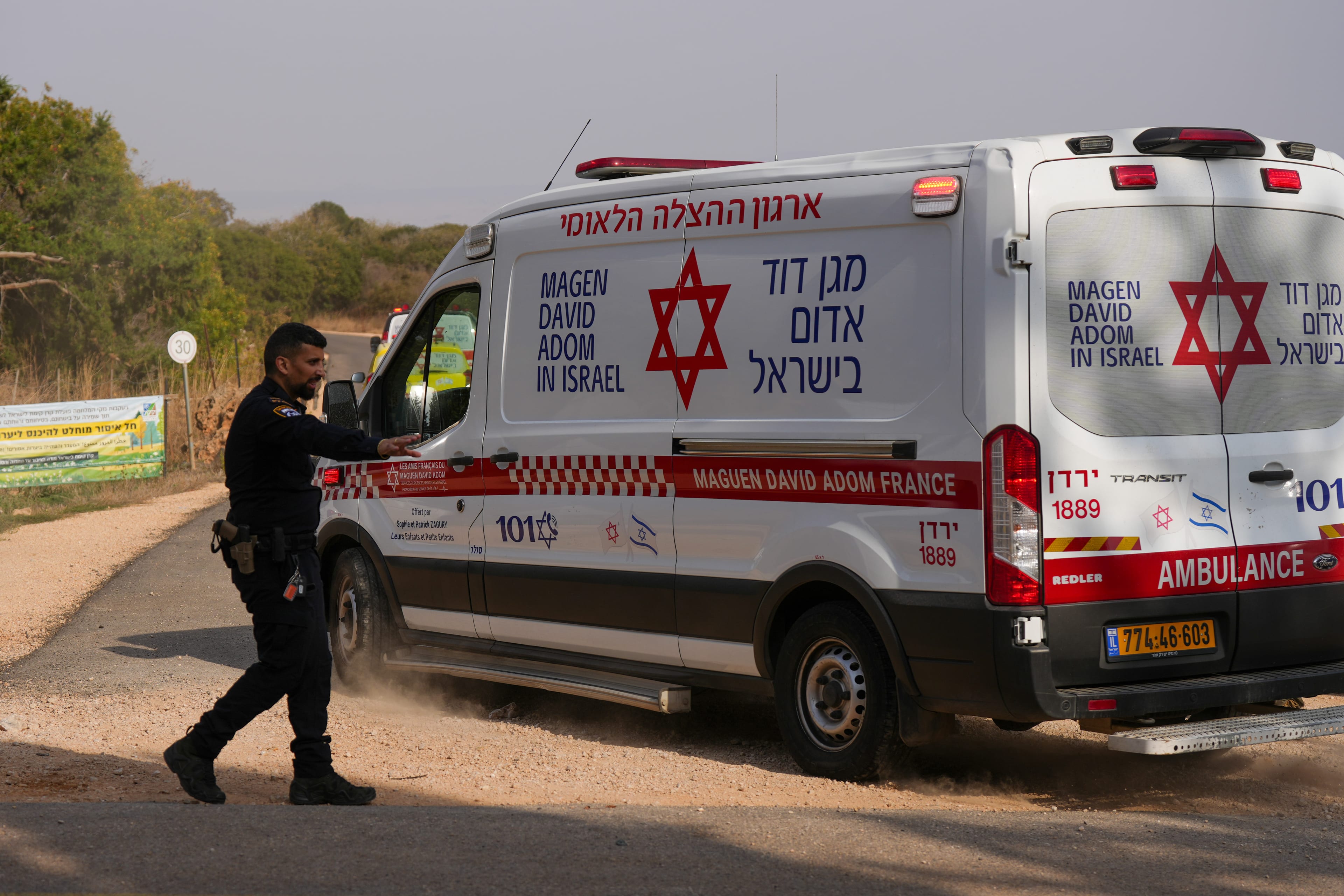 לפני הפיצוץ: התלמידים החזיקו בפצצה במשך יותר משעה
