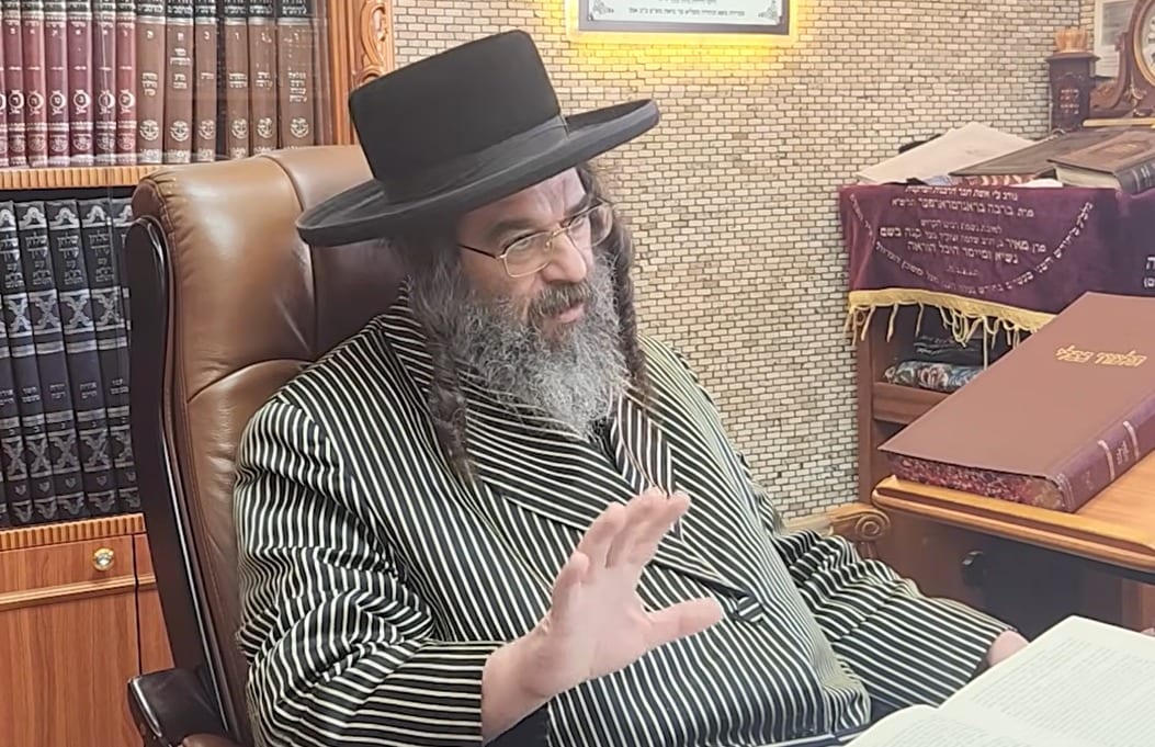 באמצע הלילה: האברך כרע תחת הלחץ וביקש לגזור את הפאות